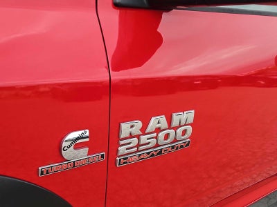 2017 RAM 2500 Tradesman Crew Cab 4x4 6'4' Box