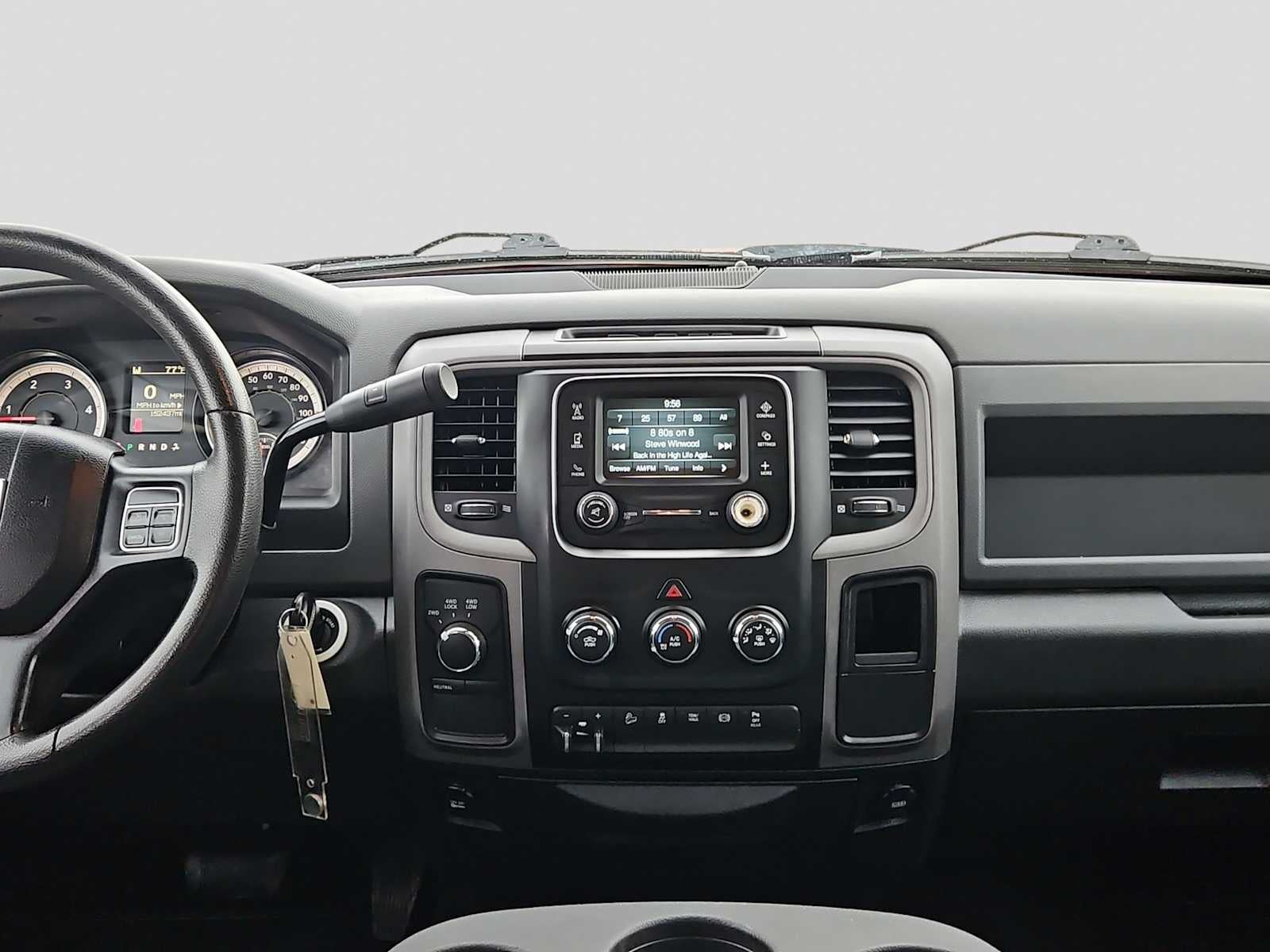 2017 RAM 2500 Tradesman Crew Cab 4x4 6'4' Box