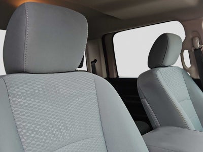 2017 RAM 2500 Tradesman Crew Cab 4x4 6'4' Box