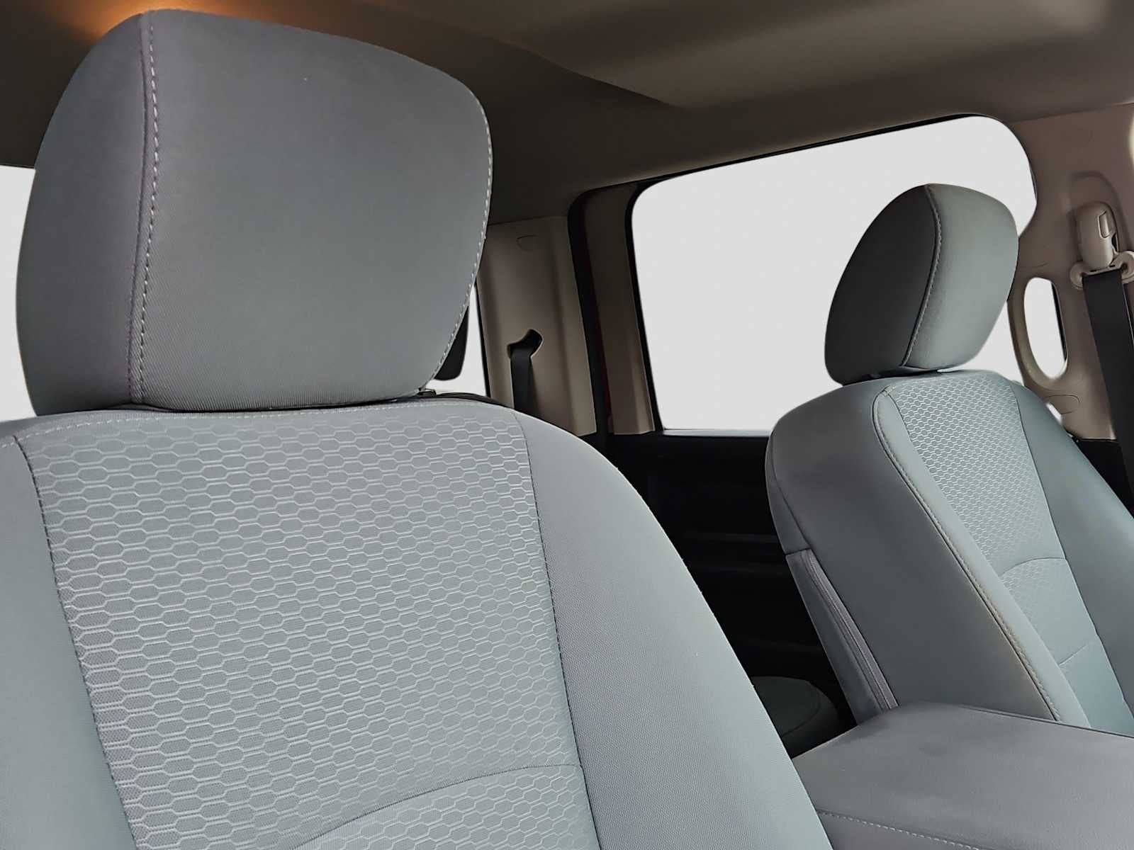 2017 RAM 2500 Tradesman Crew Cab 4x4 6'4' Box