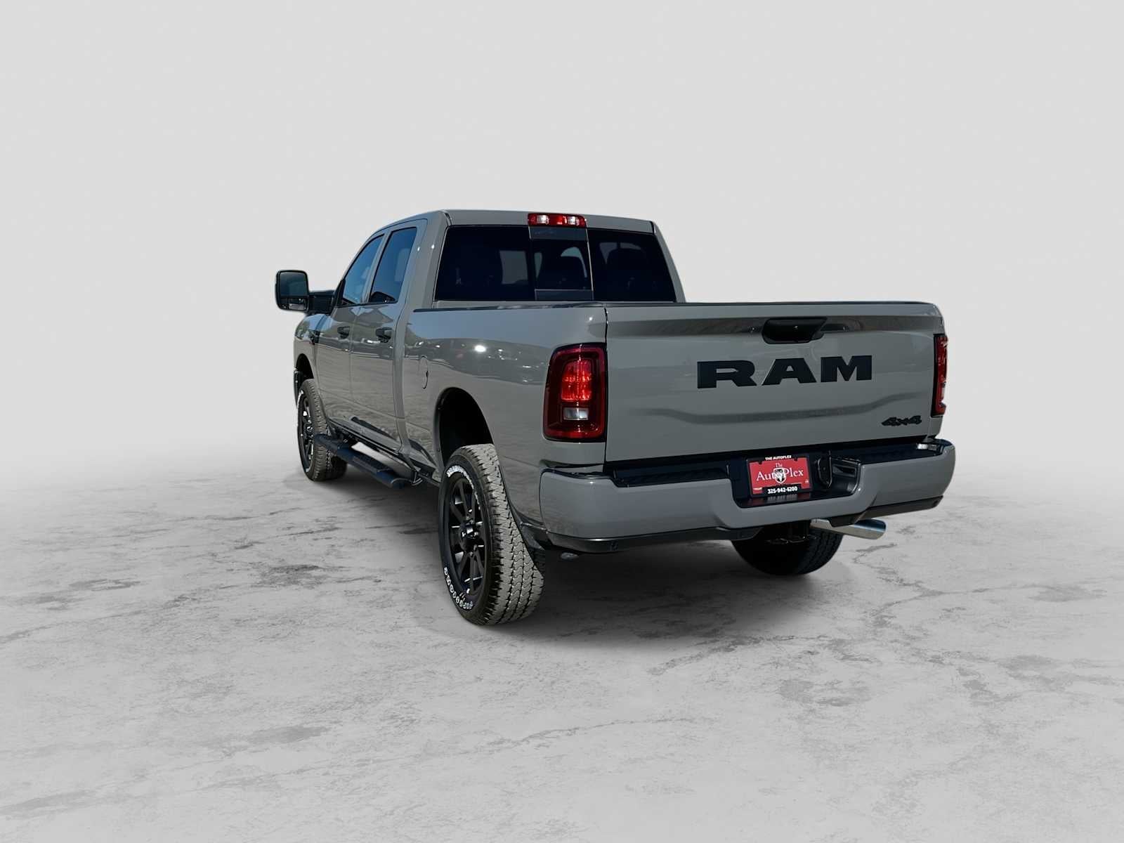 2027 RAM 2500 RAM 2500 BLACK EXPRESS CREW CAB 4X4 6'4' BOX