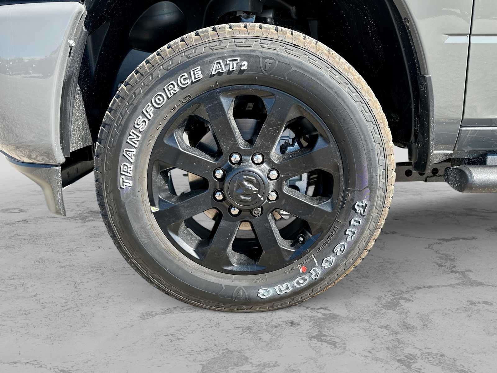 2027 RAM 2500 RAM 2500 BLACK EXPRESS CREW CAB 4X4 6'4' BOX