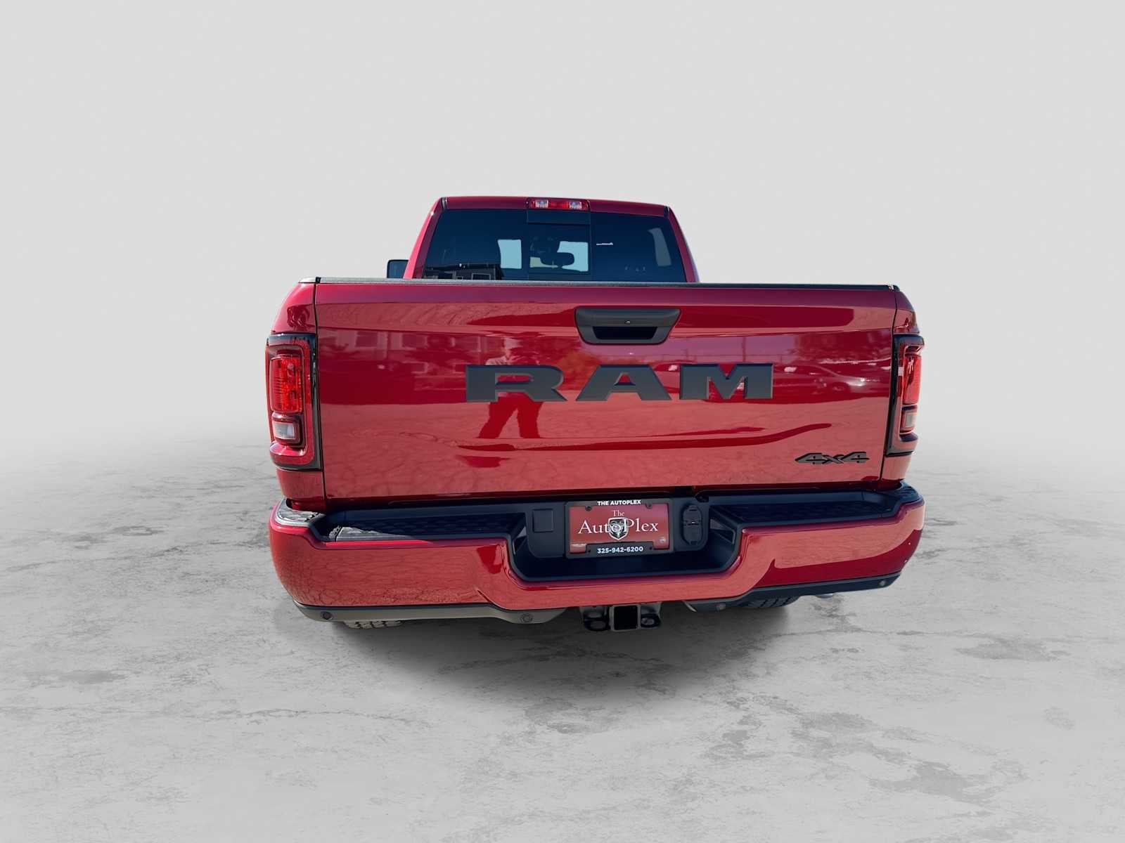 2026 RAM 2500 RAM 2500 BLACK EXPRESS CREW CAB 4X4 6'4' BOX