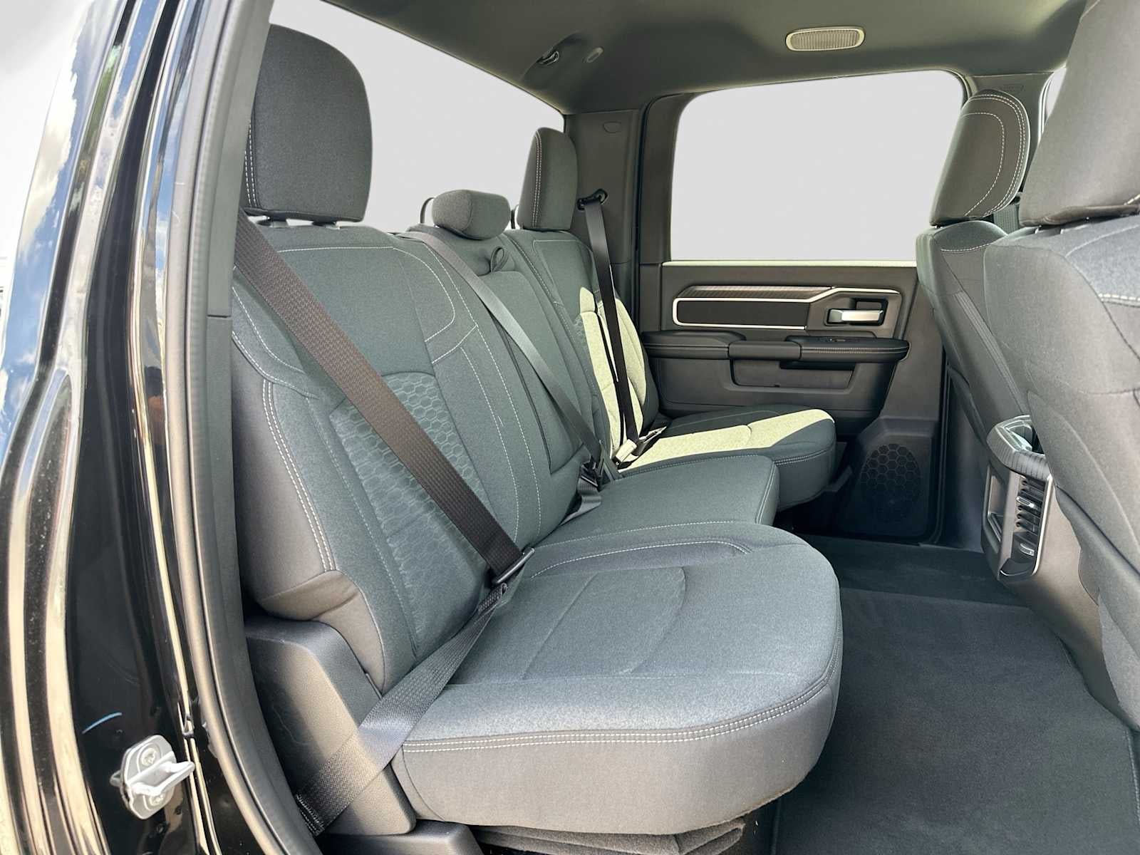 2027 RAM 2500 RAM 2500 LONE STAR CREW CAB 4X4 6'4' BOX