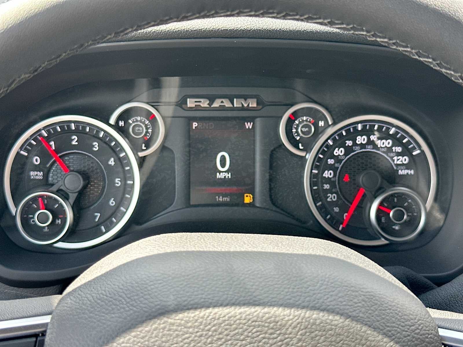 2027 RAM 2500 RAM 2500 LONE STAR CREW CAB 4X4 6'4' BOX