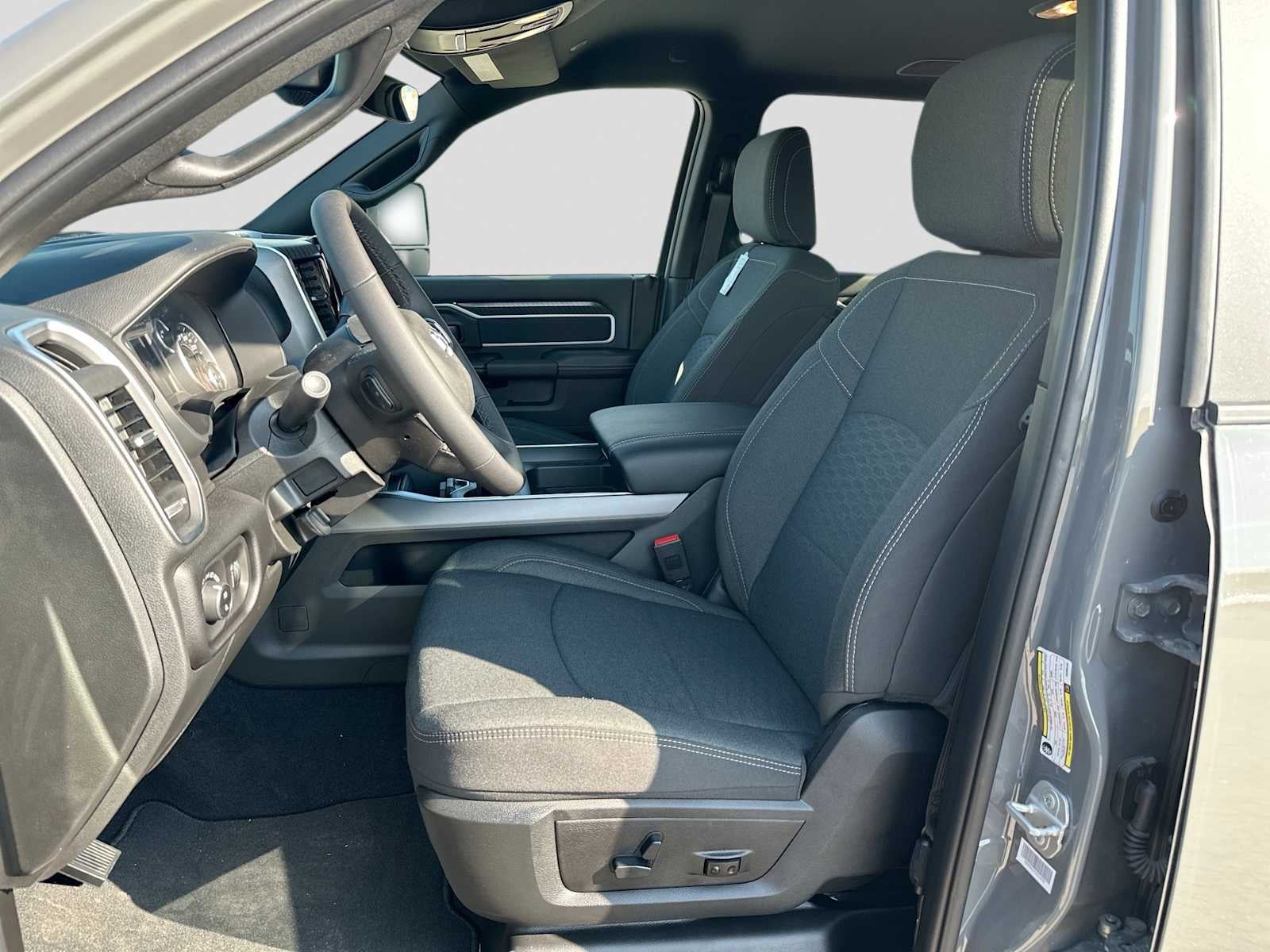 2027 RAM 2500 RAM 2500 LONE STAR CREW CAB 4X4 6'4' BOX