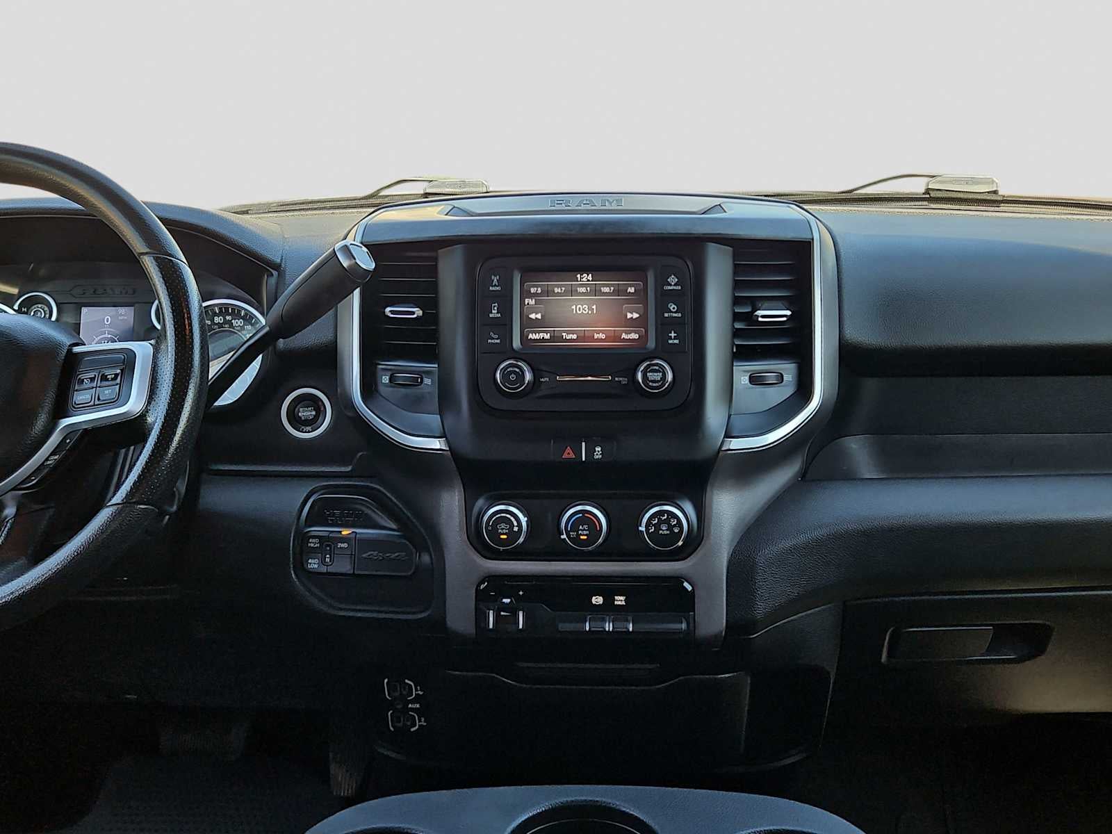2021 RAM 2500 Big Horn Crew Cab 4x4 6'4' Box