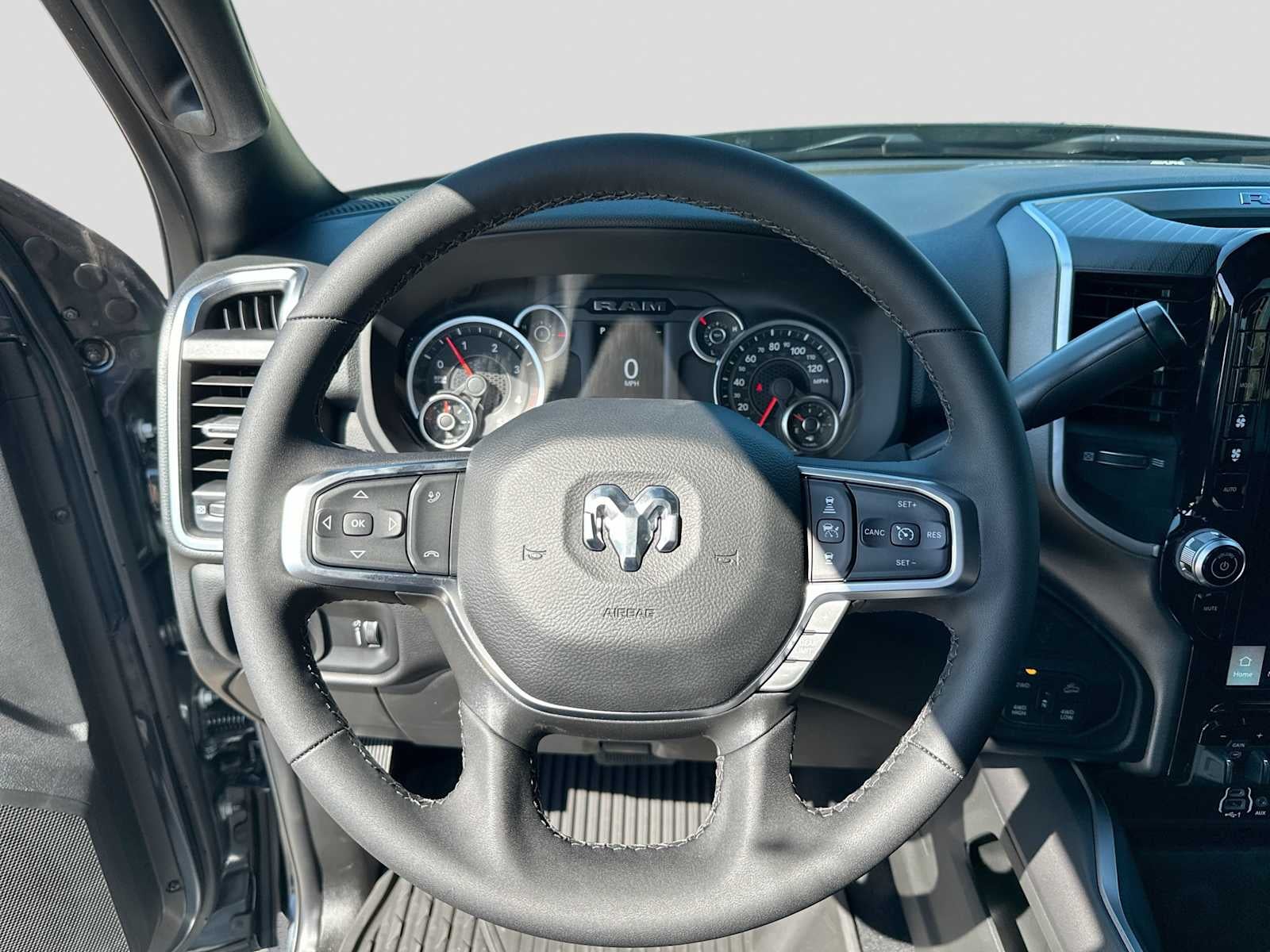 2027 RAM 2500 RAM 2500 LONE STAR CREW CAB 4X4 6'4' BOX
