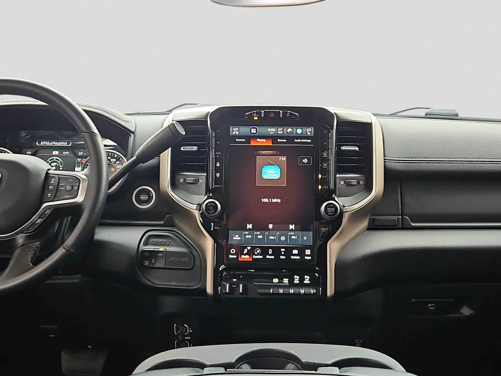 2024 RAM 2500 Laramie Crew Cab 4x4 6'4' Box