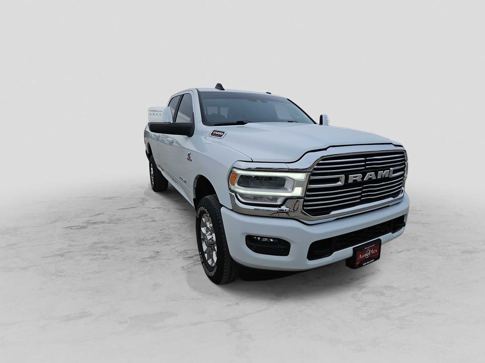 2024 RAM 2500 Laramie Crew Cab 4x4 6'4' Box