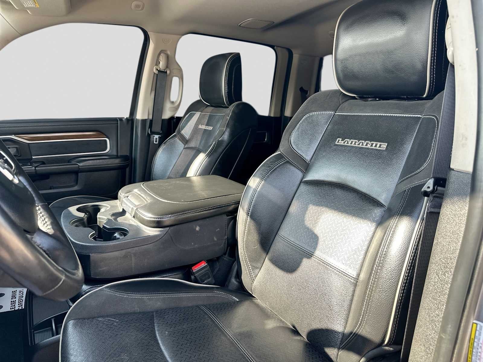 2024 RAM 2500 Laramie Crew Cab 4x4 6'4' Box