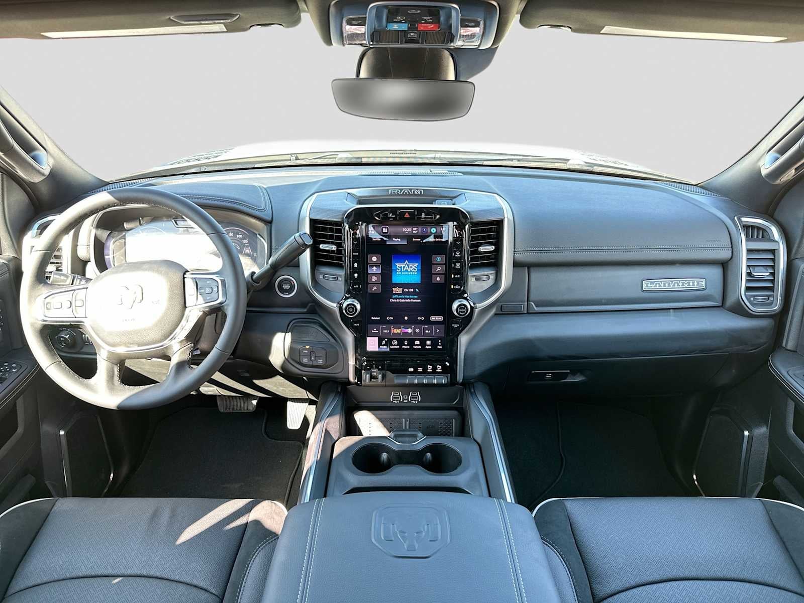 2027 RAM 2500 RAM 2500 LARAMIE CREW CAB 4X4 6'4' BOX