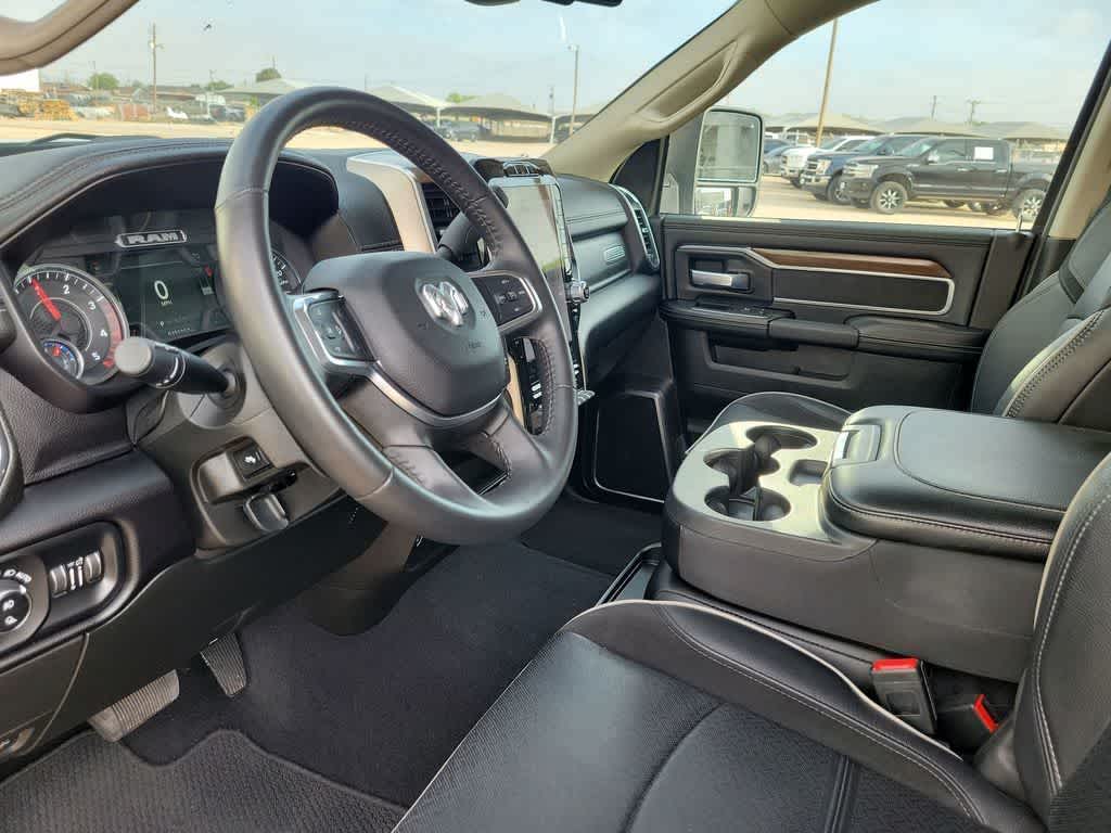 2024 RAM 2500 Laramie Crew Cab 4x4 6'4' Box