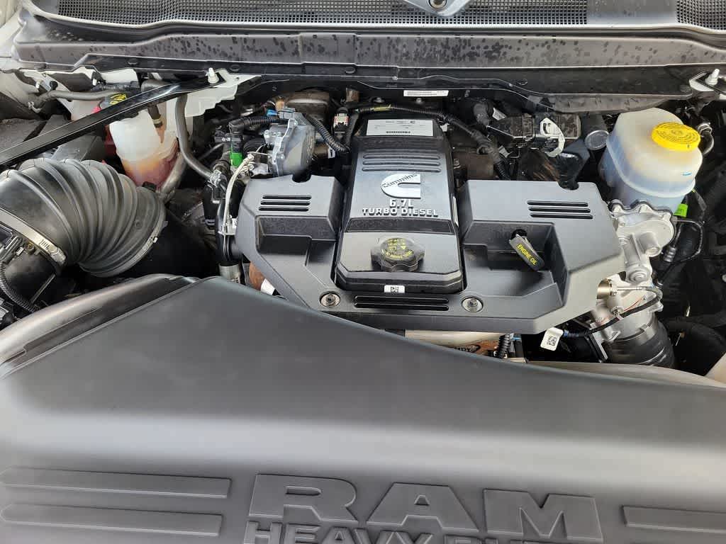 2024 RAM 2500 Laramie Crew Cab 4x4 6'4' Box