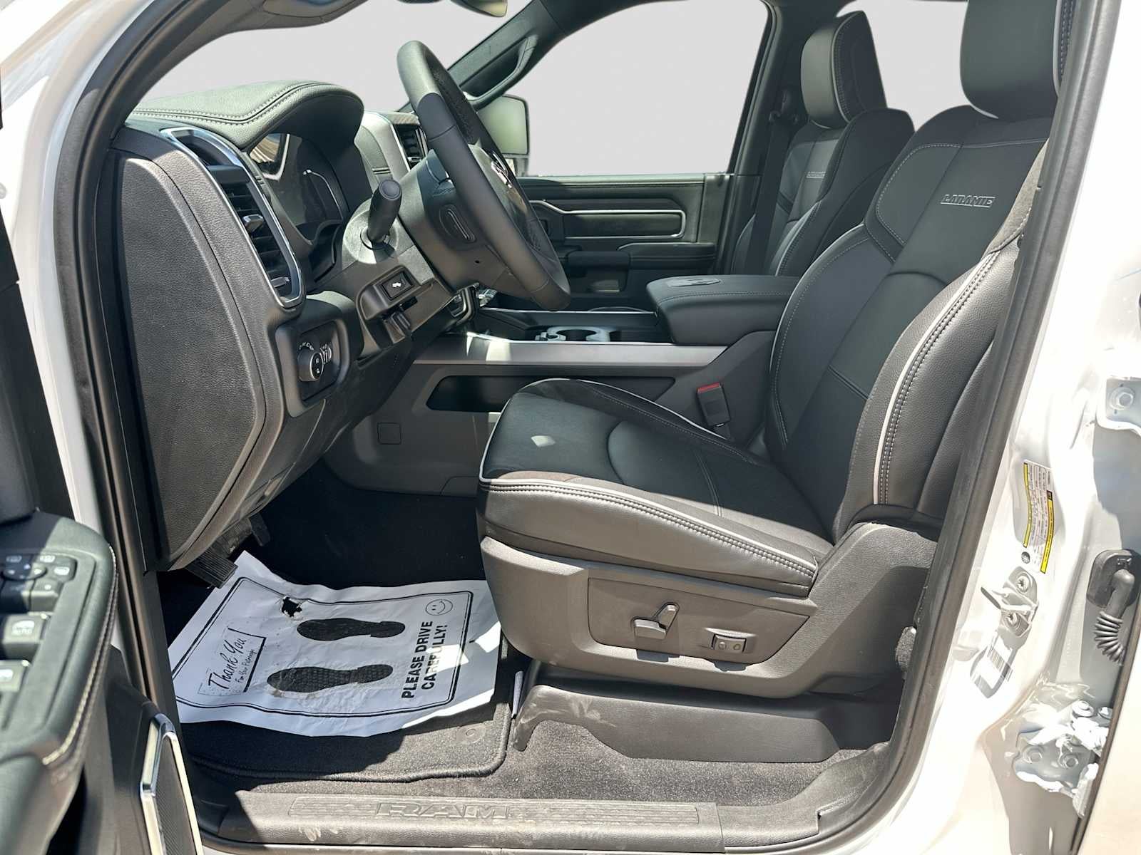 2026 RAM 2500 Laramie Crew Cab 4x4 6'4' Box
