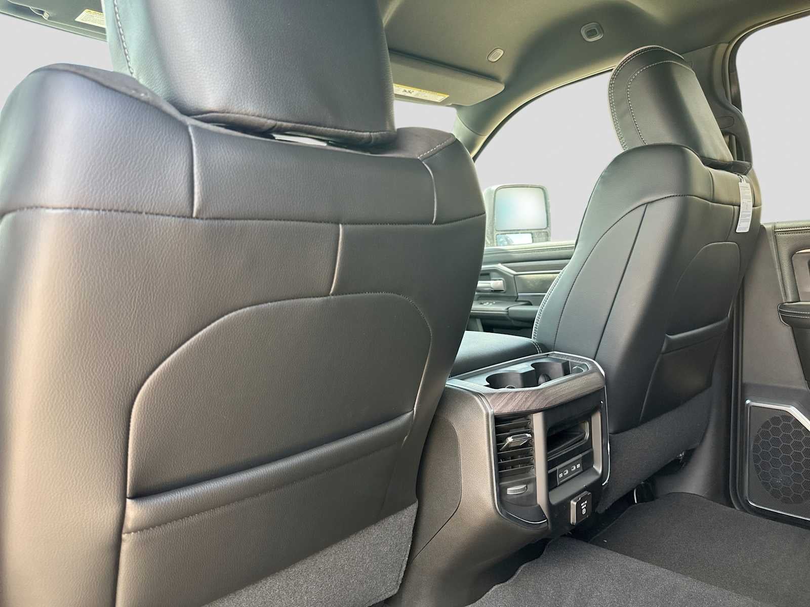 2026 RAM 2500 Laramie Crew Cab 4x4 6'4' Box