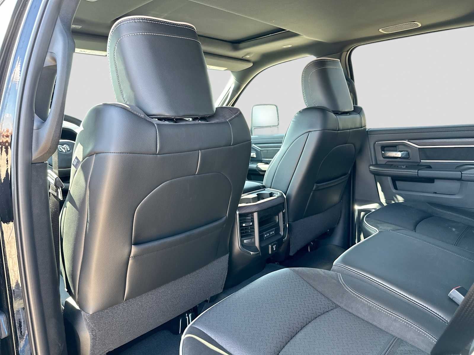 2027 RAM 2500 RAM 2500 LARAMIE CREW CAB 4X4 6'4' BOX