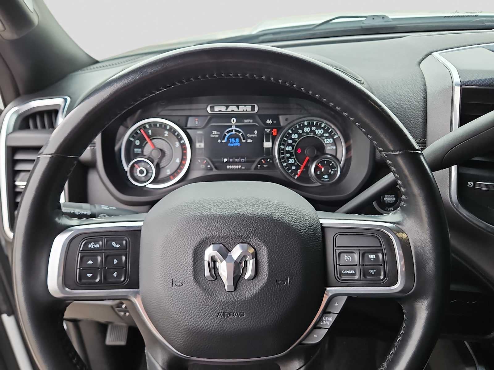 2022 RAM 2500 Laramie Crew Cab 4x4 6'4' Box