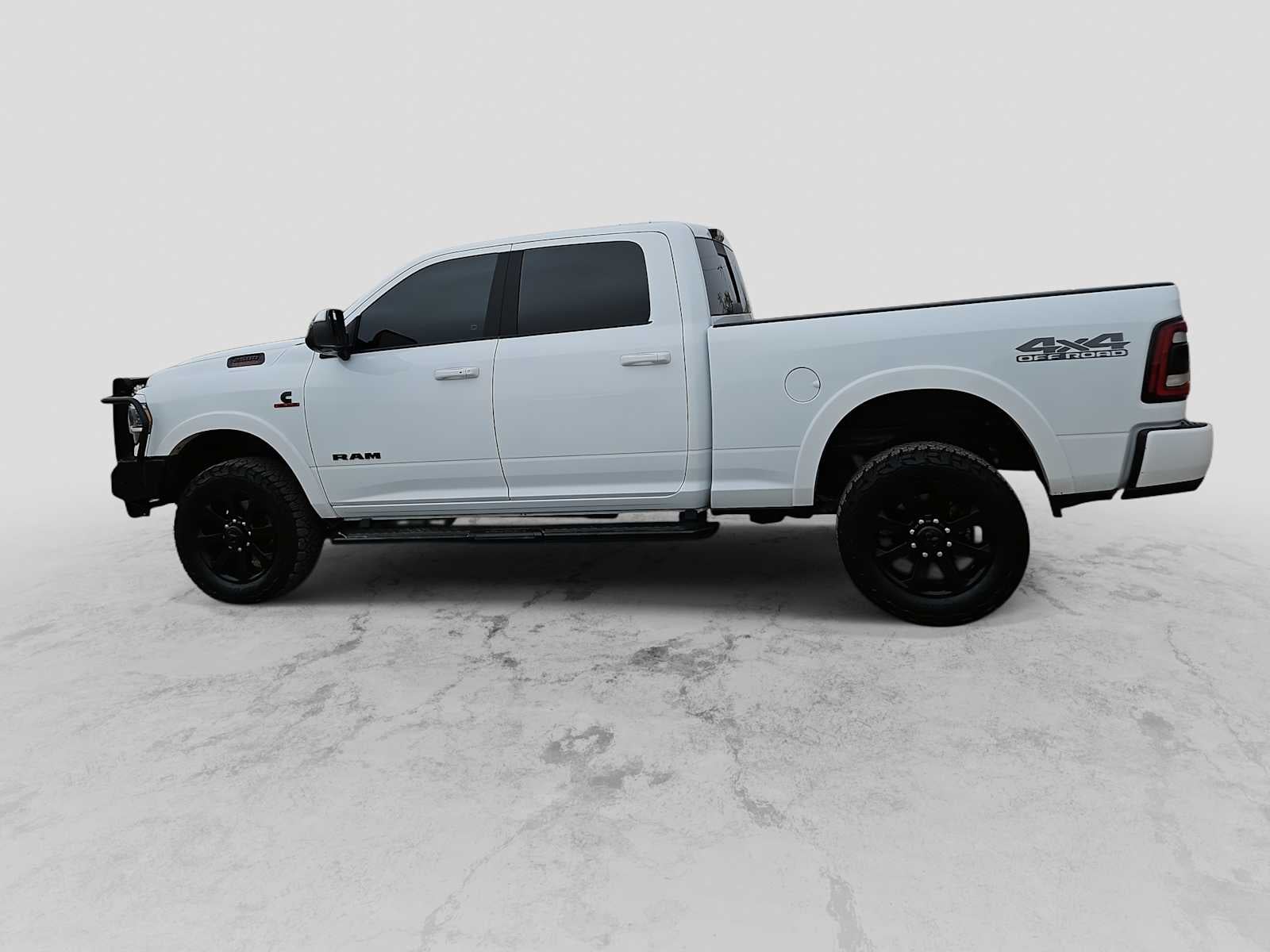 2022 RAM 2500 Laramie Crew Cab 4x4 6'4' Box