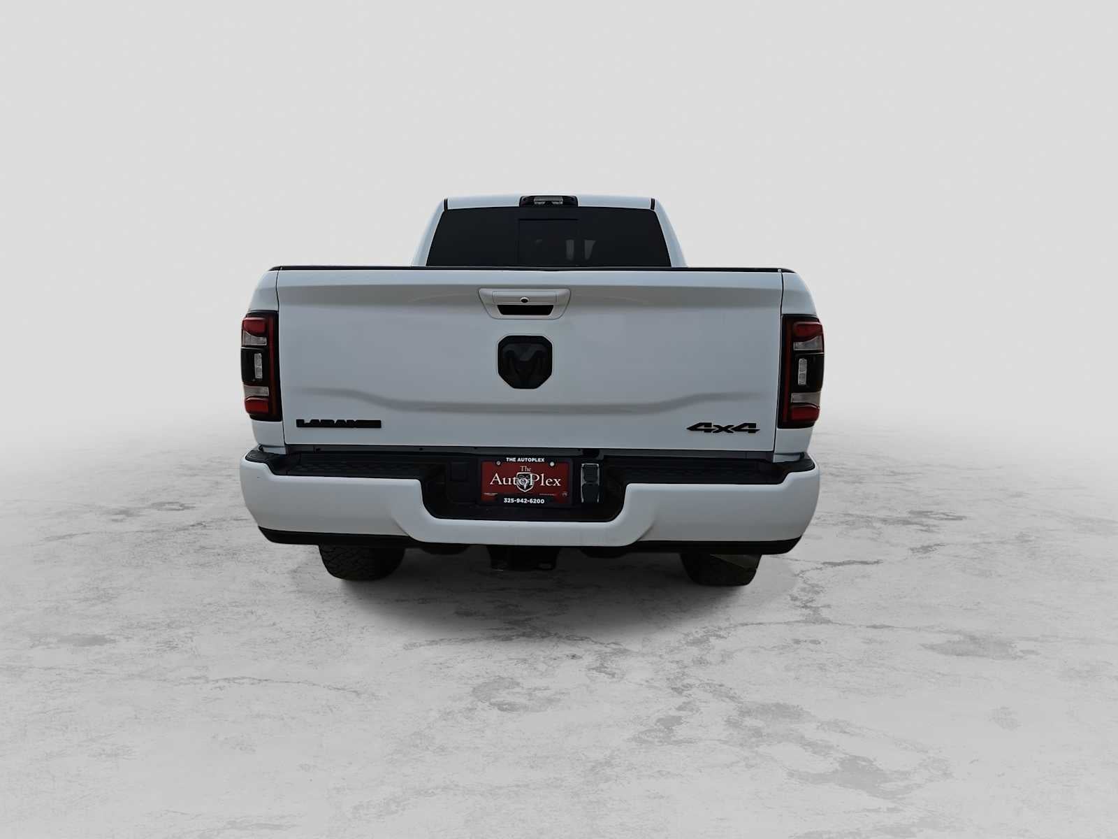 2022 RAM 2500 Laramie Crew Cab 4x4 6'4' Box