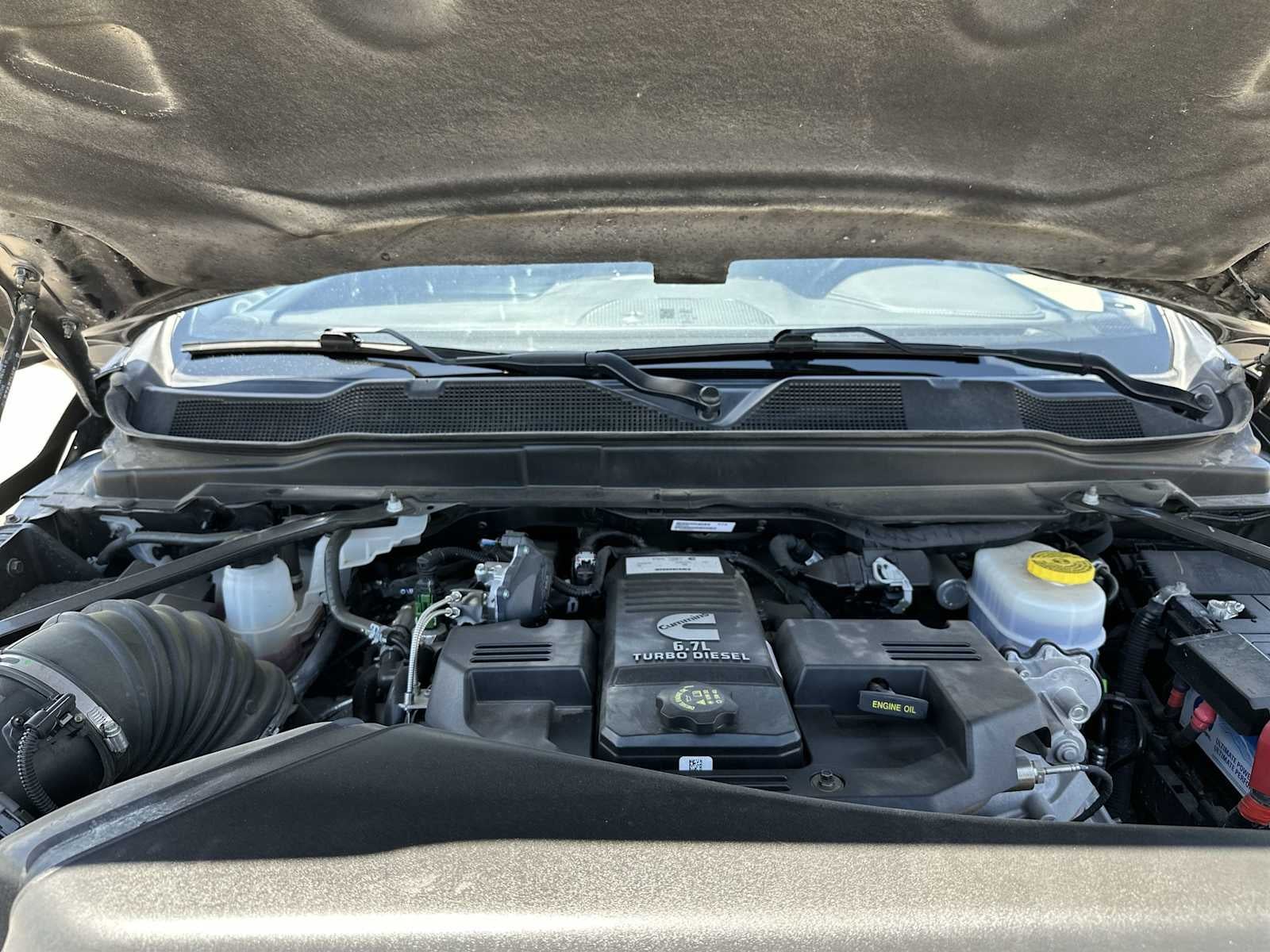 2024 RAM 2500 Laramie 4x4 Crew Cab 64 Box