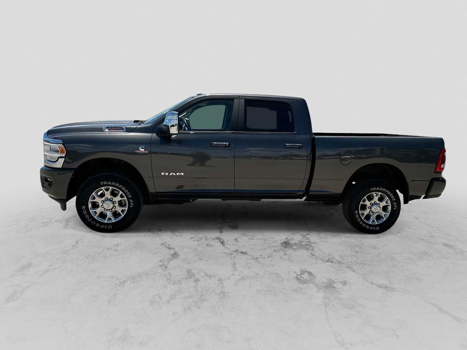 2024 RAM 2500 Laramie 4x4 Crew Cab 64 Box