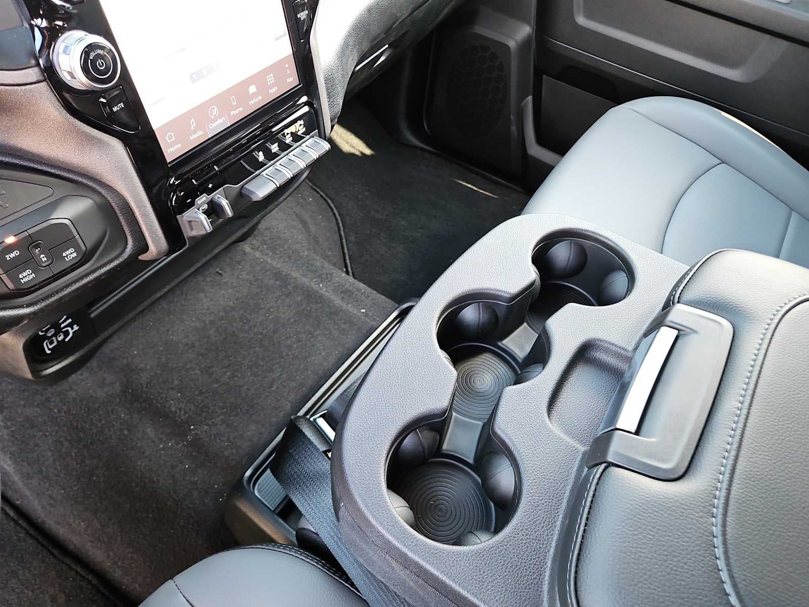 2026 RAM Ram 2500 RAM 2500 TRADESMAN CREW CAB 4X4 8' BOX