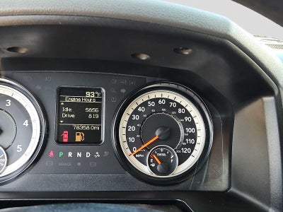 2017 RAM 2500 Tradesman Crew Cab 4x4 8' Box