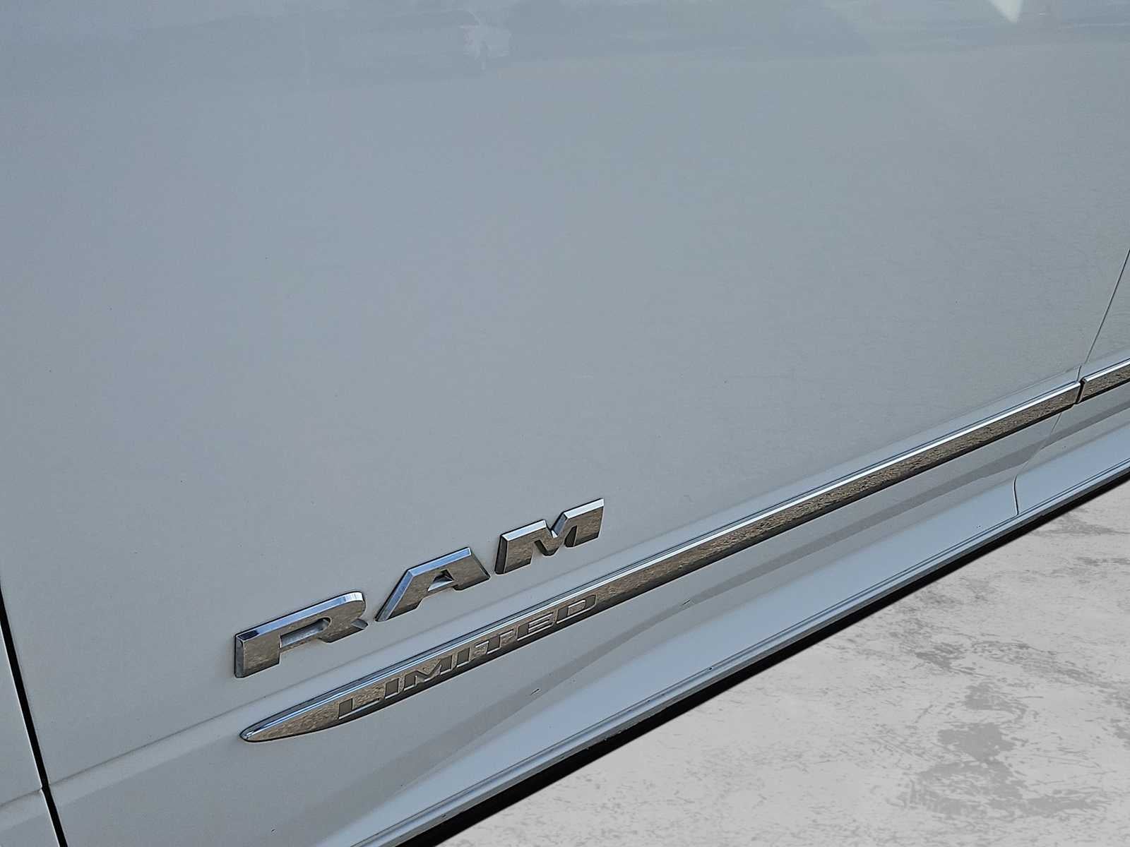 2024 RAM 2500 Limited Crew Cab 4x4 6'4' Box