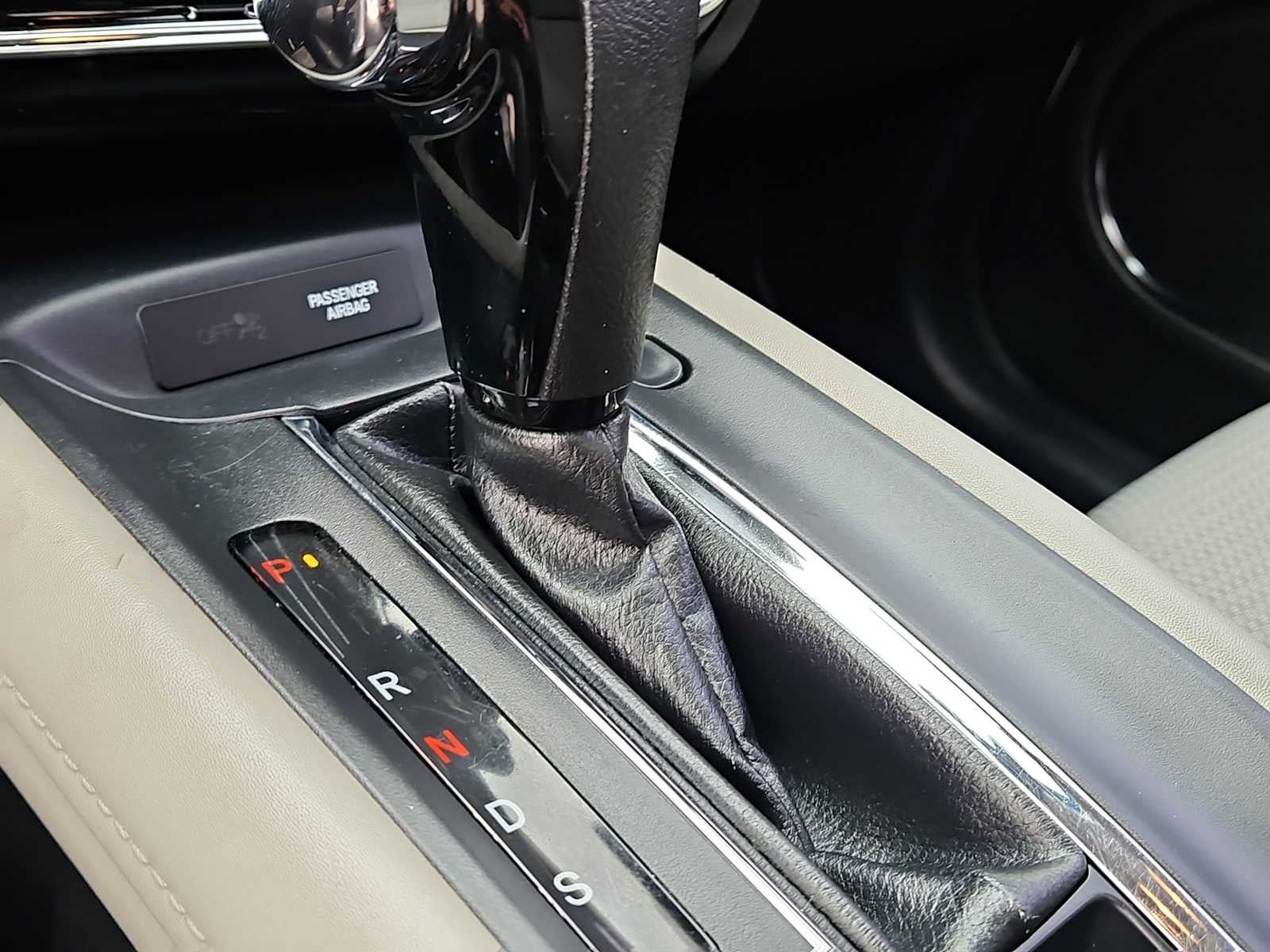 2022 Honda HR-V 2WD EX