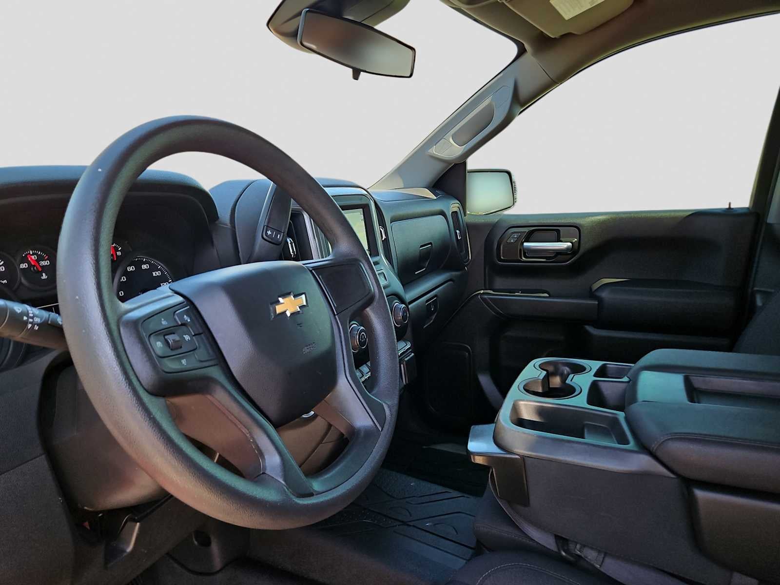 2022 Chevrolet Silverado 1500 2WD Crew Cab Short Bed Custom