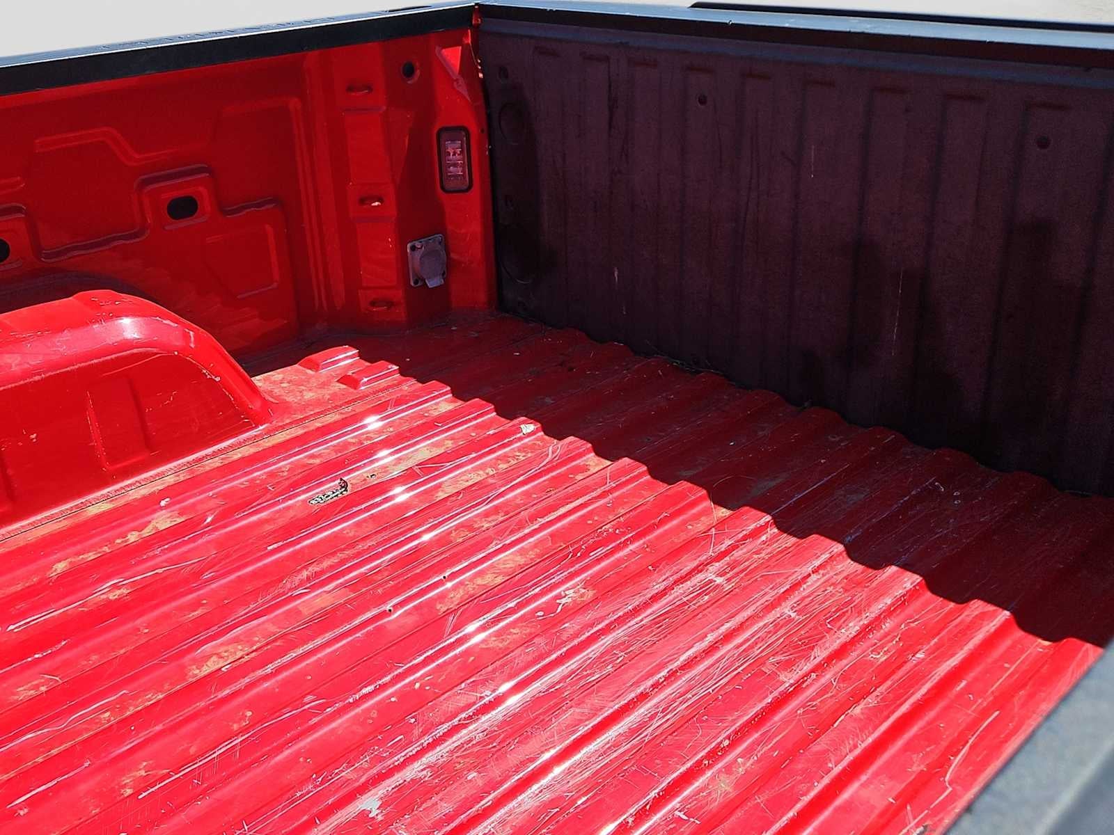 2022 Chevrolet Silverado 1500 2WD Crew Cab Short Bed Custom