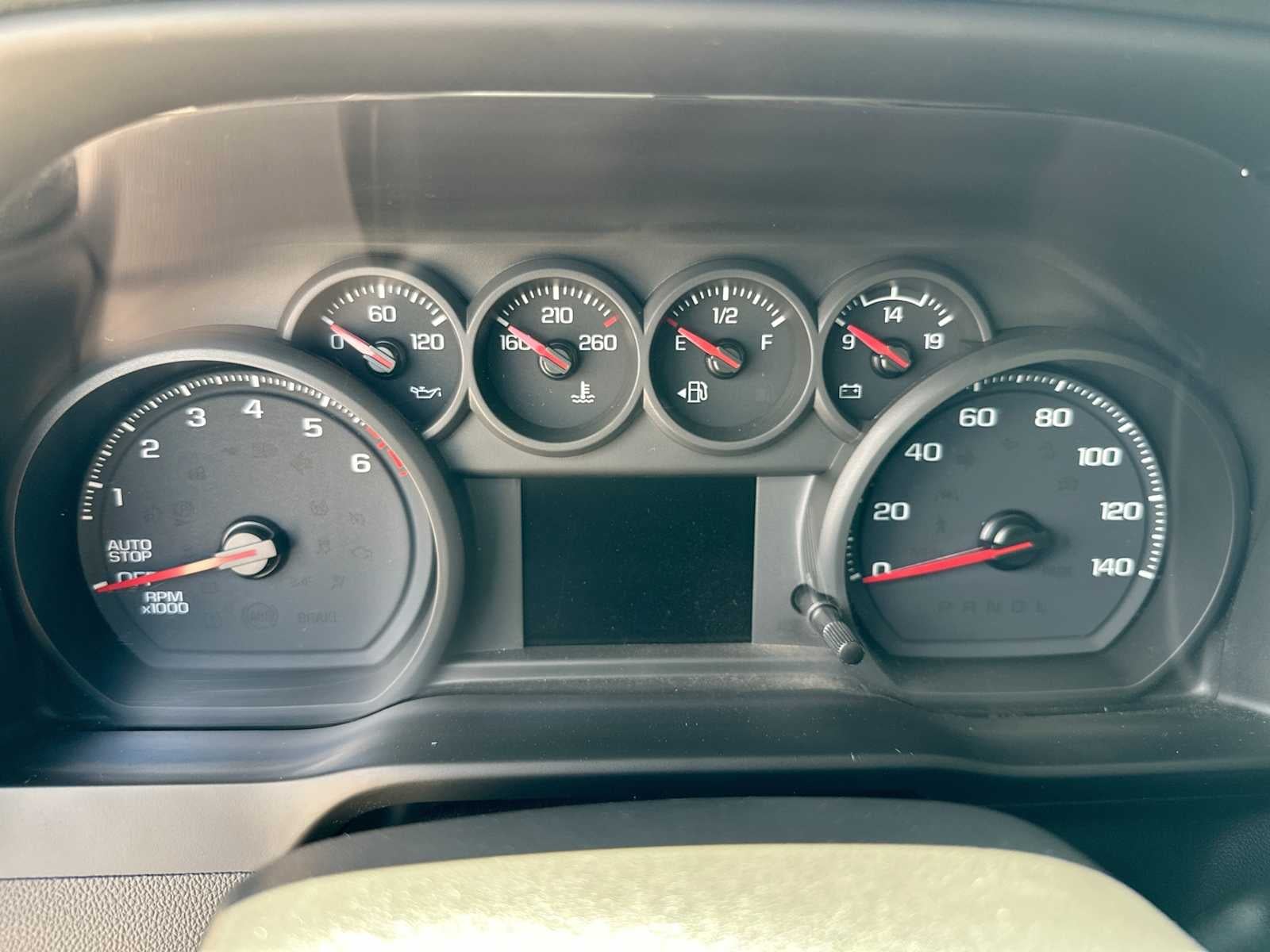 2023 Chevrolet Silverado 1500 2WD Crew Cab Short Bed Custom