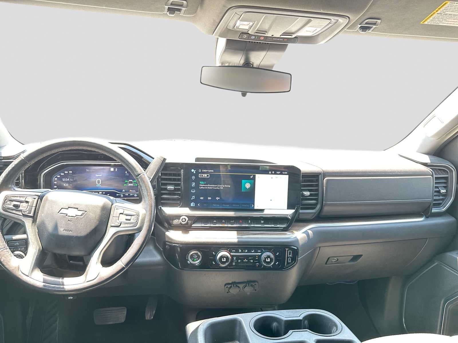 2022 Chevrolet Silverado 1500 2WD Crew Cab Short Bed LT