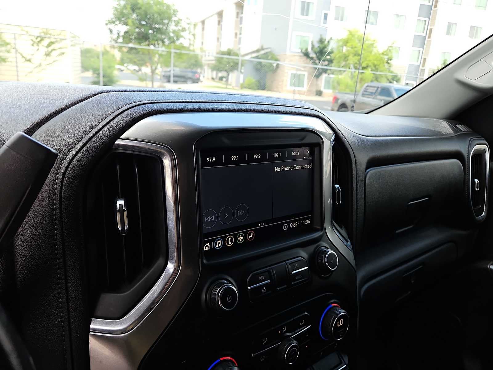 2020 Chevrolet Silverado 1500 2WD Crew Cab Short Bed LT