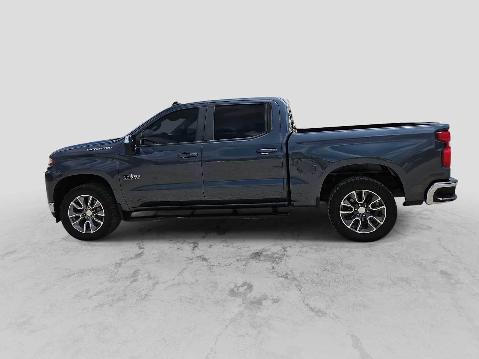 2020 Chevrolet Silverado 1500 2WD Crew Cab Short Bed LT