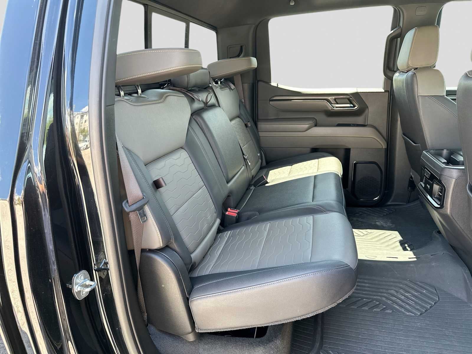 2023 Chevrolet Silverado 1500 4WD Crew Cab Short Bed ZR2