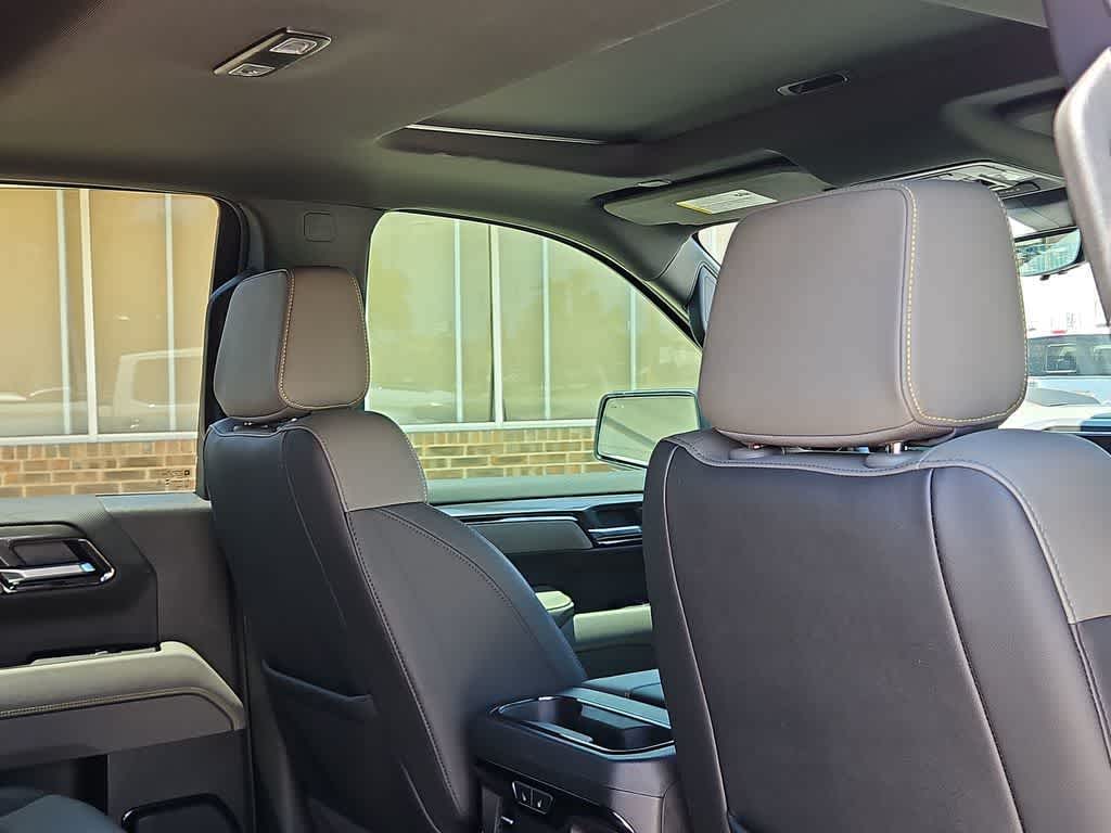 2026 Chevrolet Silverado 1500 4WD Crew Cab Short Bed ZR2