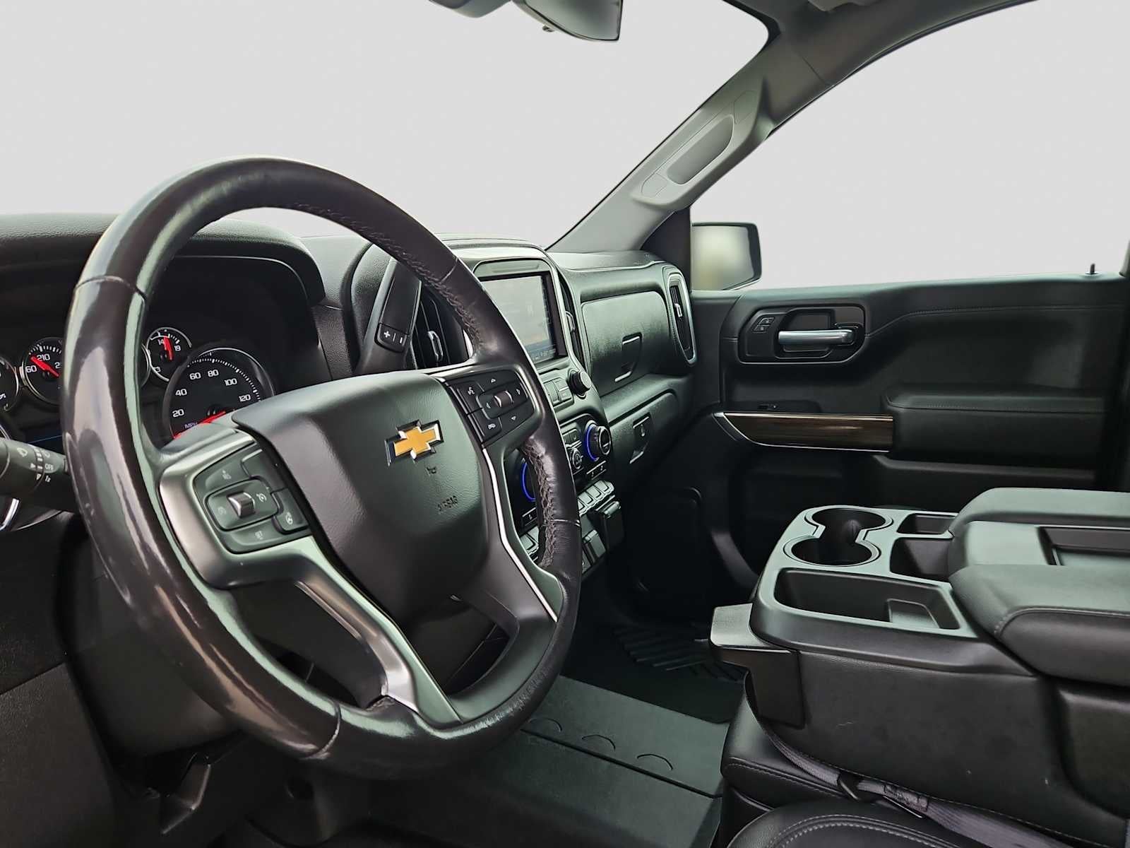 2021 Chevrolet Silverado 1500 4WD Crew Cab Short Bed LT