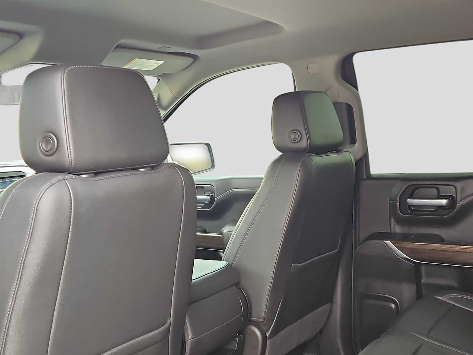 2021 Chevrolet Silverado 1500 4WD Crew Cab Short Bed LT