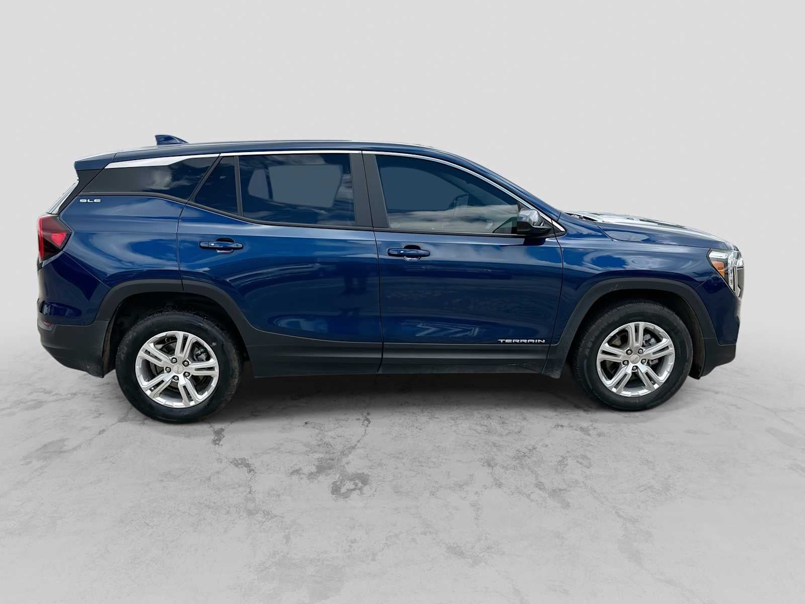 2022 GMC Terrain AWD SLE