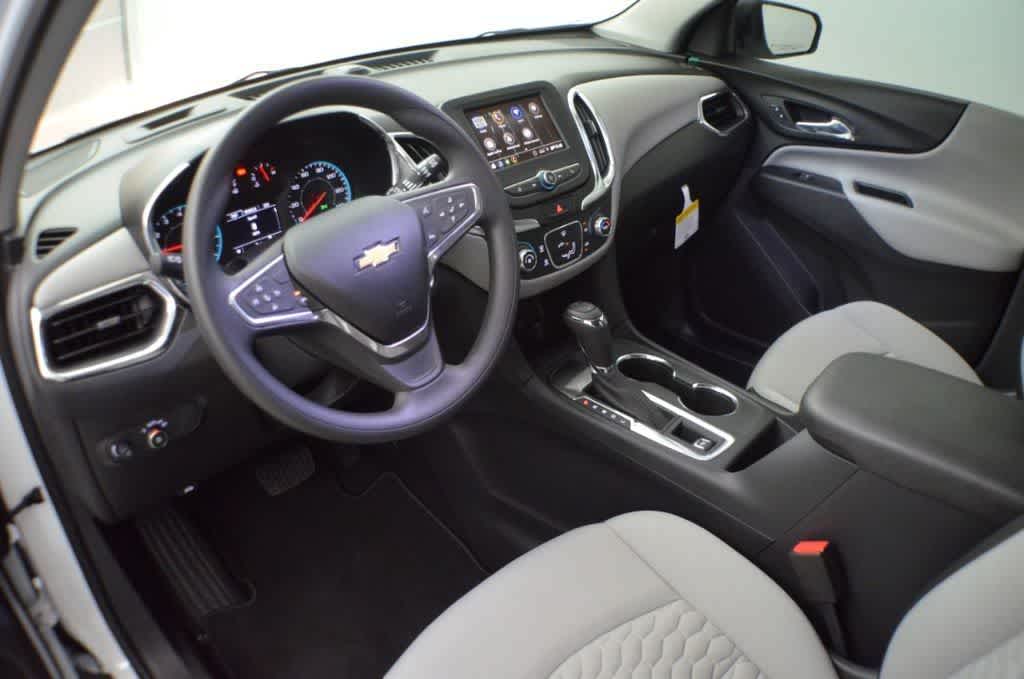 2020 Chevrolet Equinox FWD LS