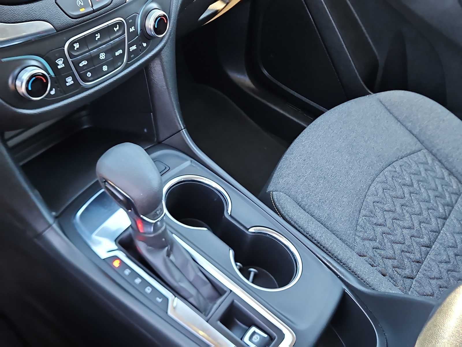 2024 Chevrolet Equinox FWD LT