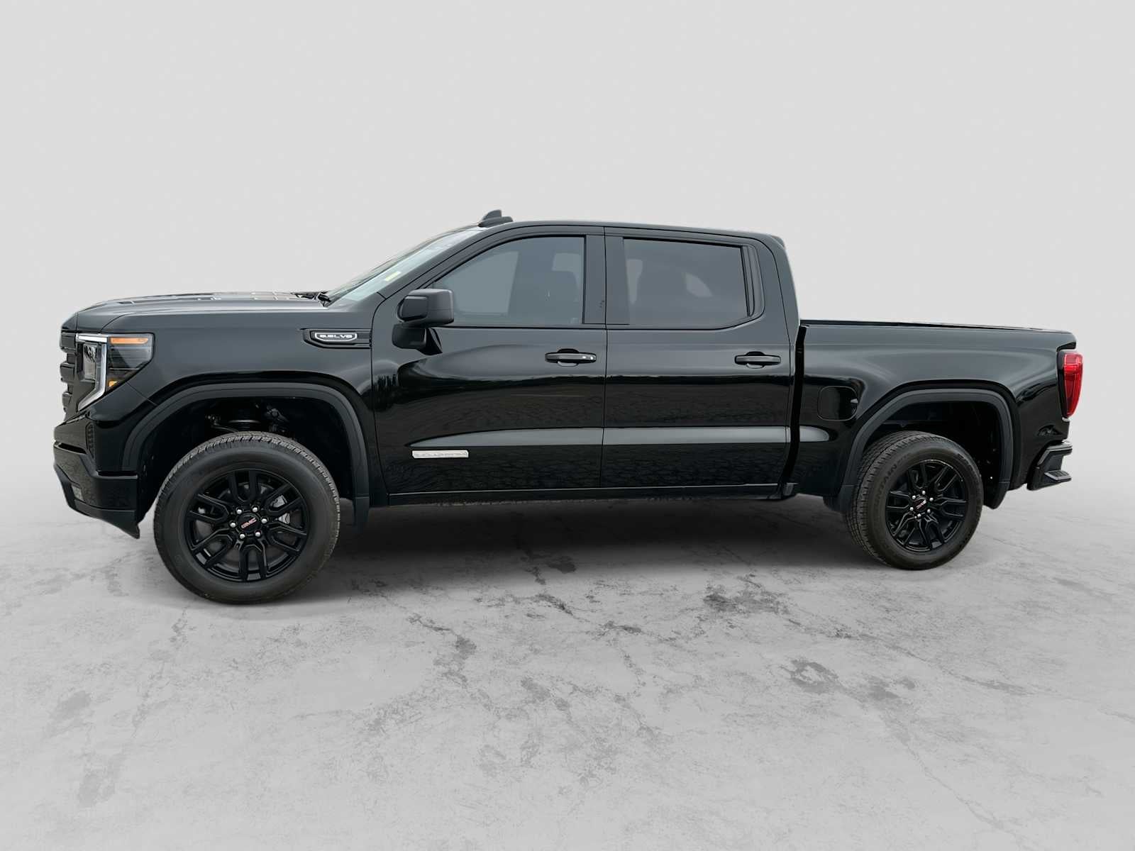 2026 GMC Sierra 1500 Crew Cab, Short Bed, Elevation, RWD