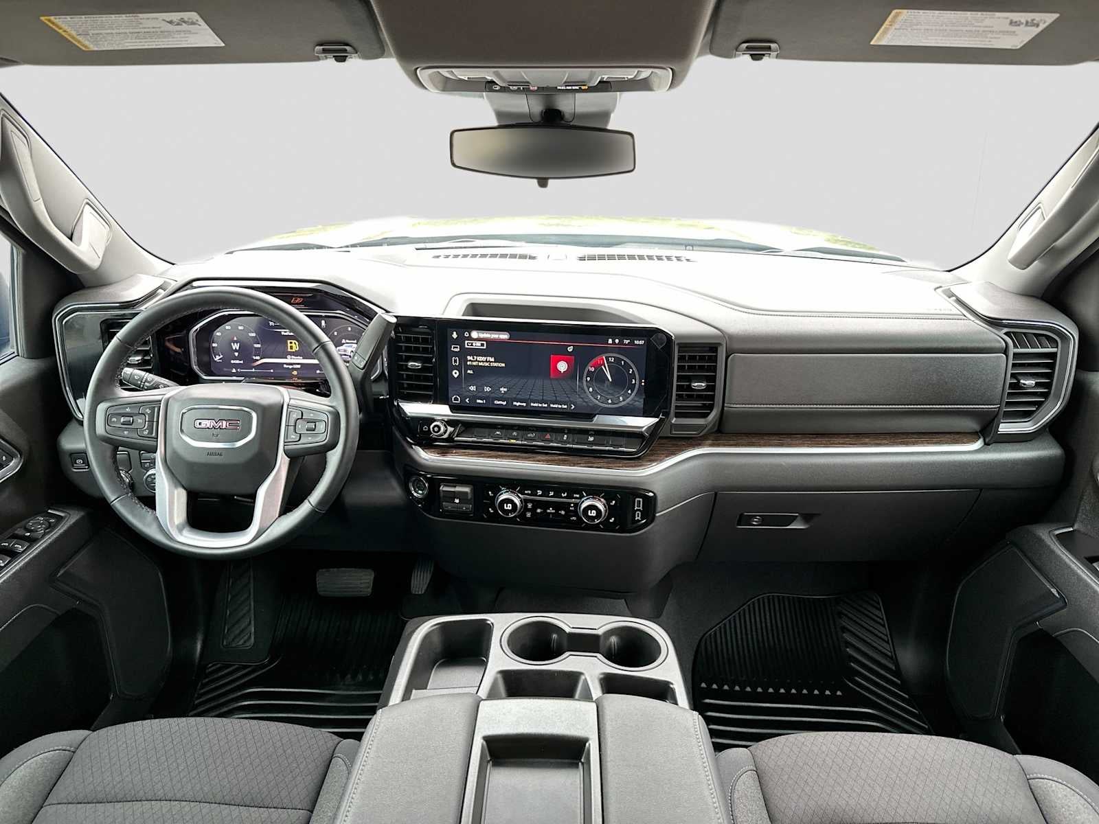 2026 GMC Sierra 1500 Crew Cab, Short Bed, Elevation, RWD