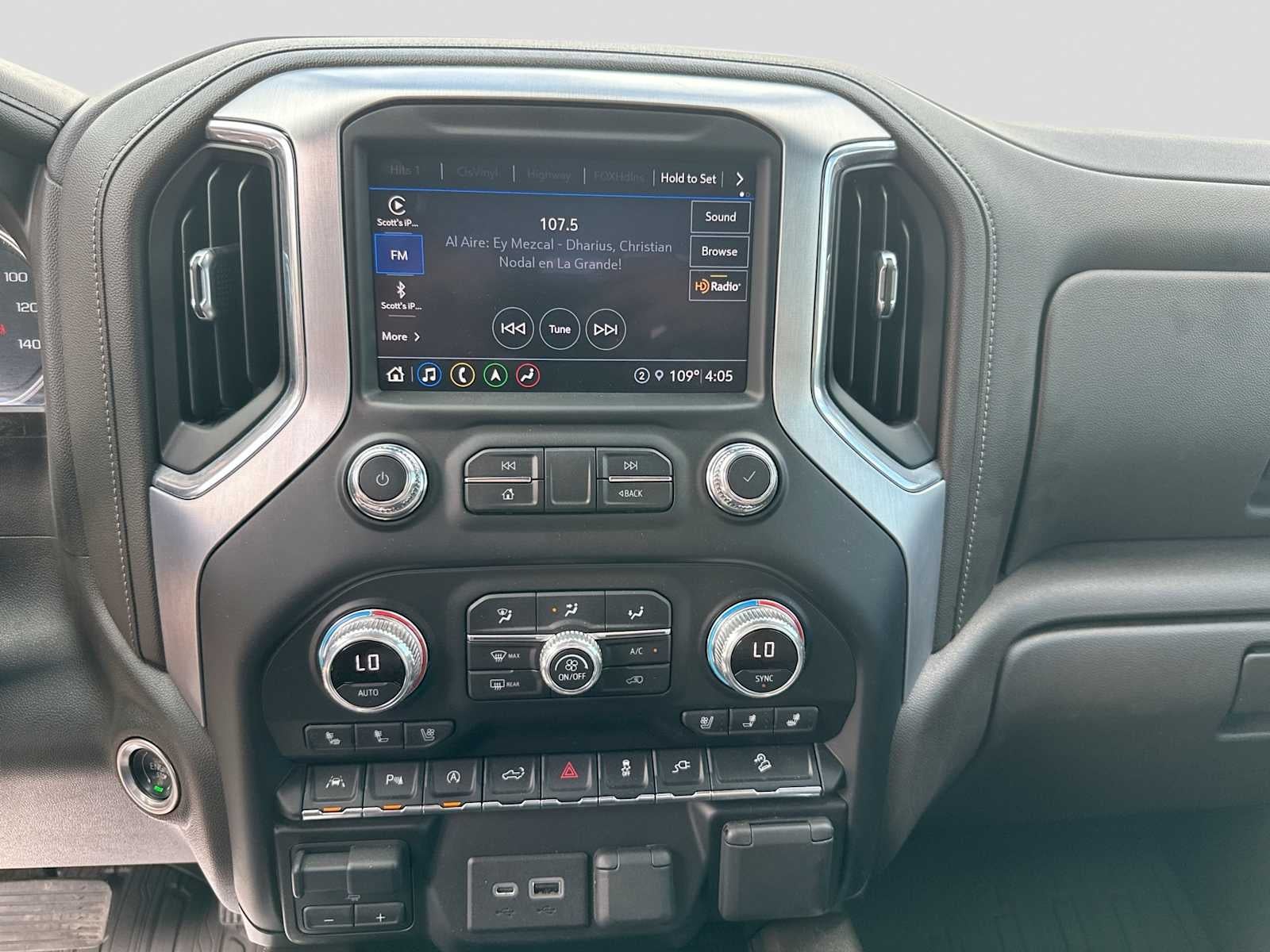 2021 GMC Sierra 1500 4WD Crew Cab Short Box SLT