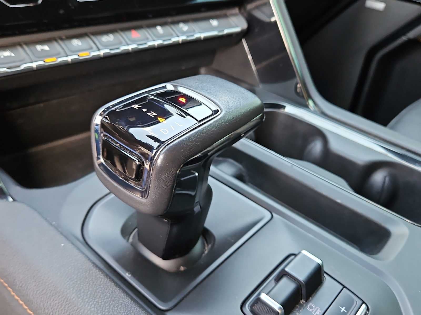 2022 GMC Sierra 1500 4WD Crew Cab Short Box AT4