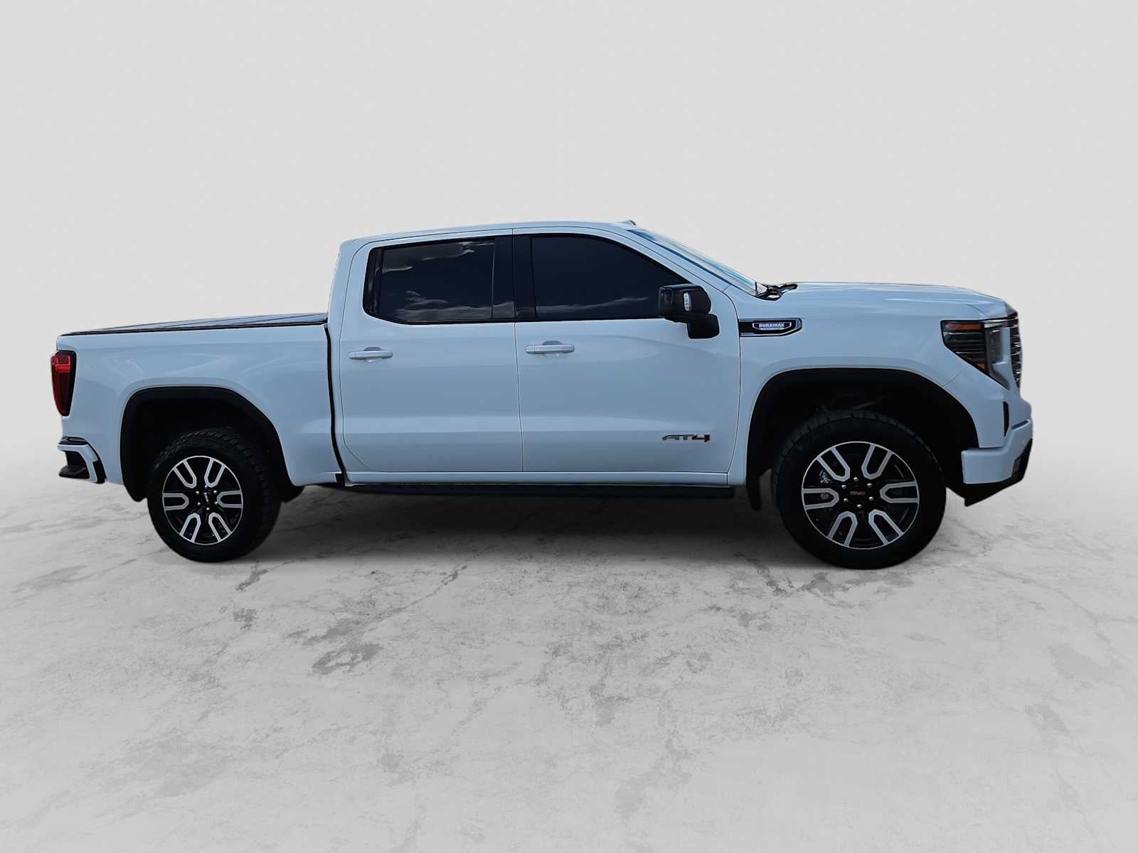 2022 GMC Sierra 1500 4WD Crew Cab Short Box AT4