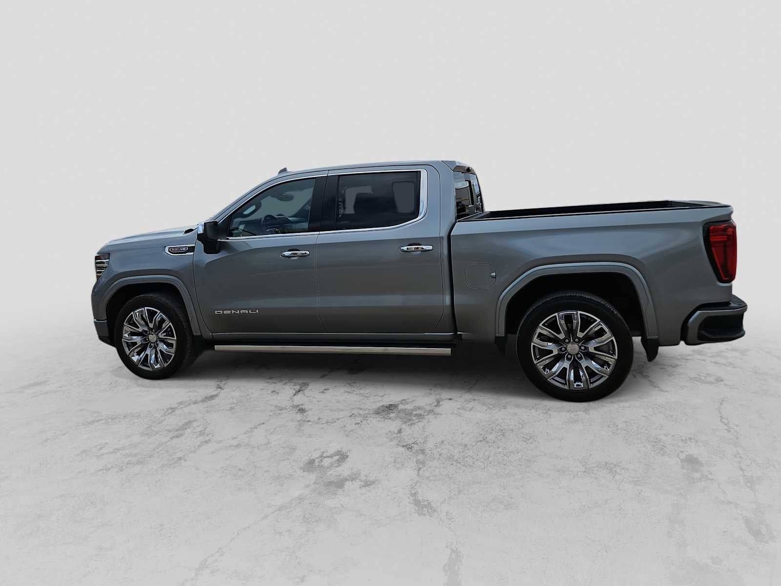 2024 GMC Sierra 1500 4WD Crew Cab Short Box Denali