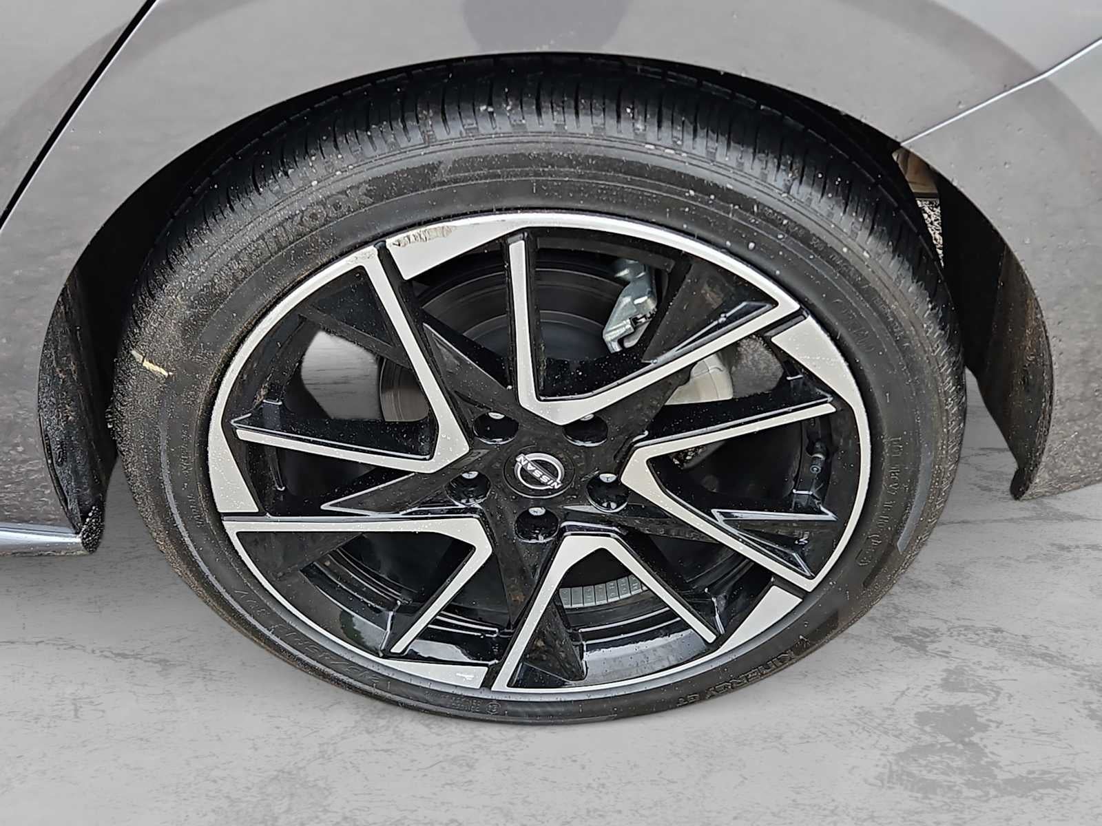 2024 Nissan Sentra SR Xtronic CVT